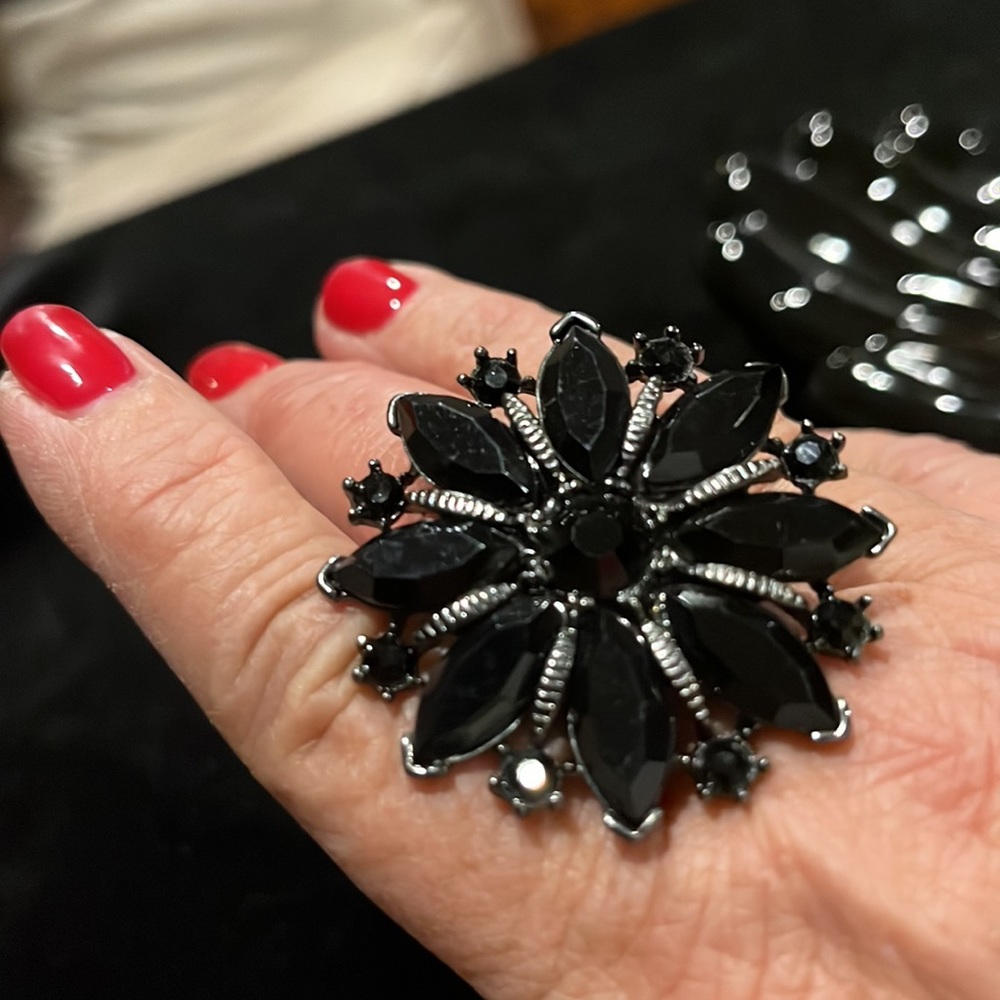 Blackjet fun fashion ring OSFM - Picture 5 of 5